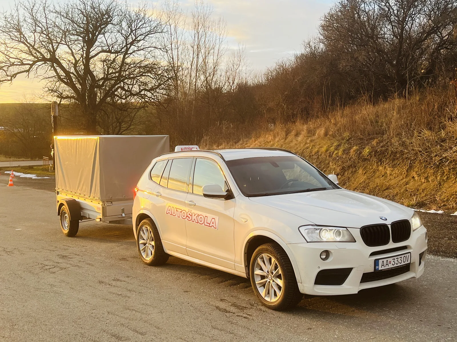 BMW X3 xDrive20d s prívesom PMTB08